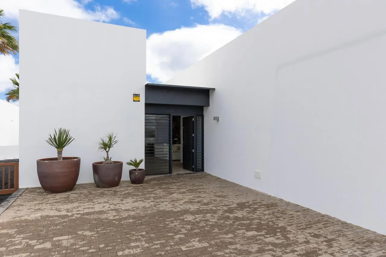 Tías Villa Serenity