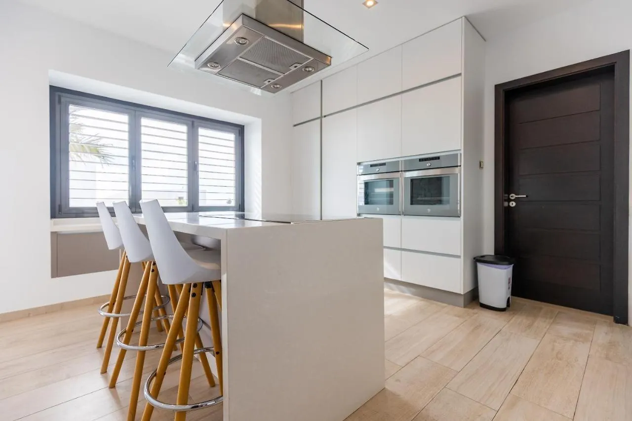 Tías Villa Serenity ספרד