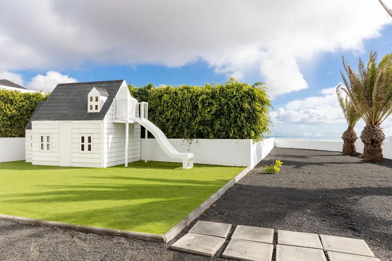 Tías Villa Serenity