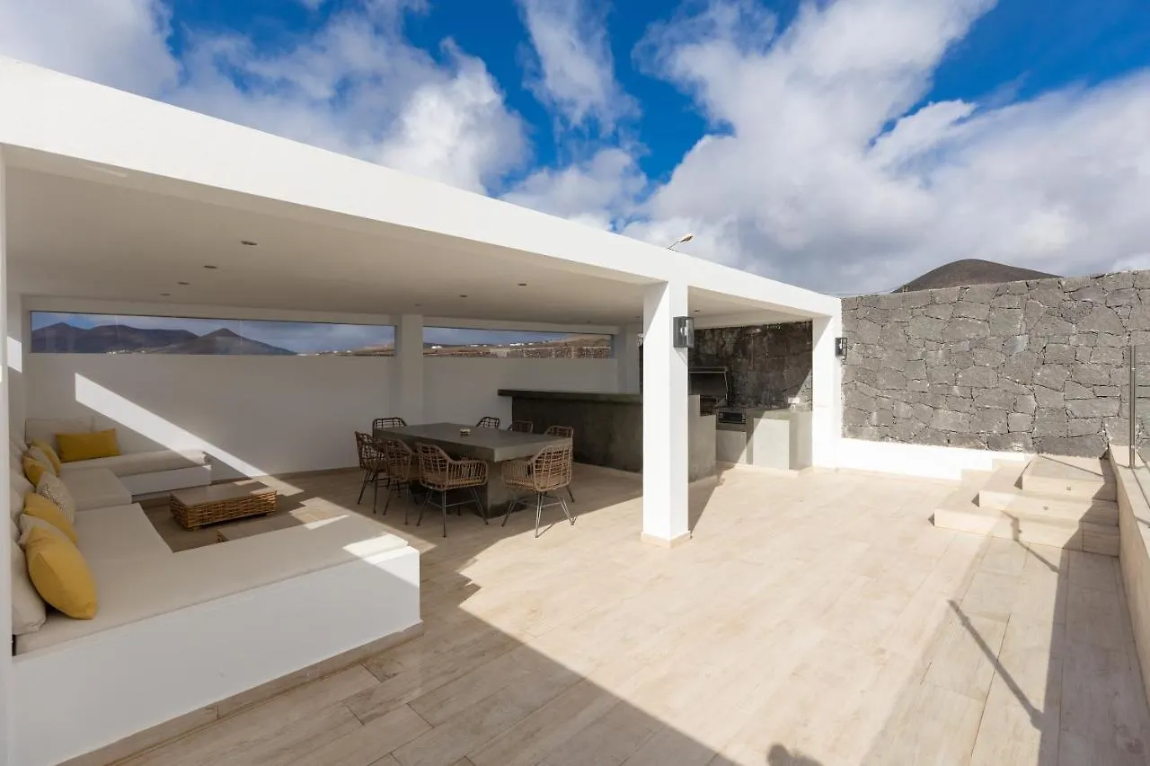 Tías Villa Serenity 0*,