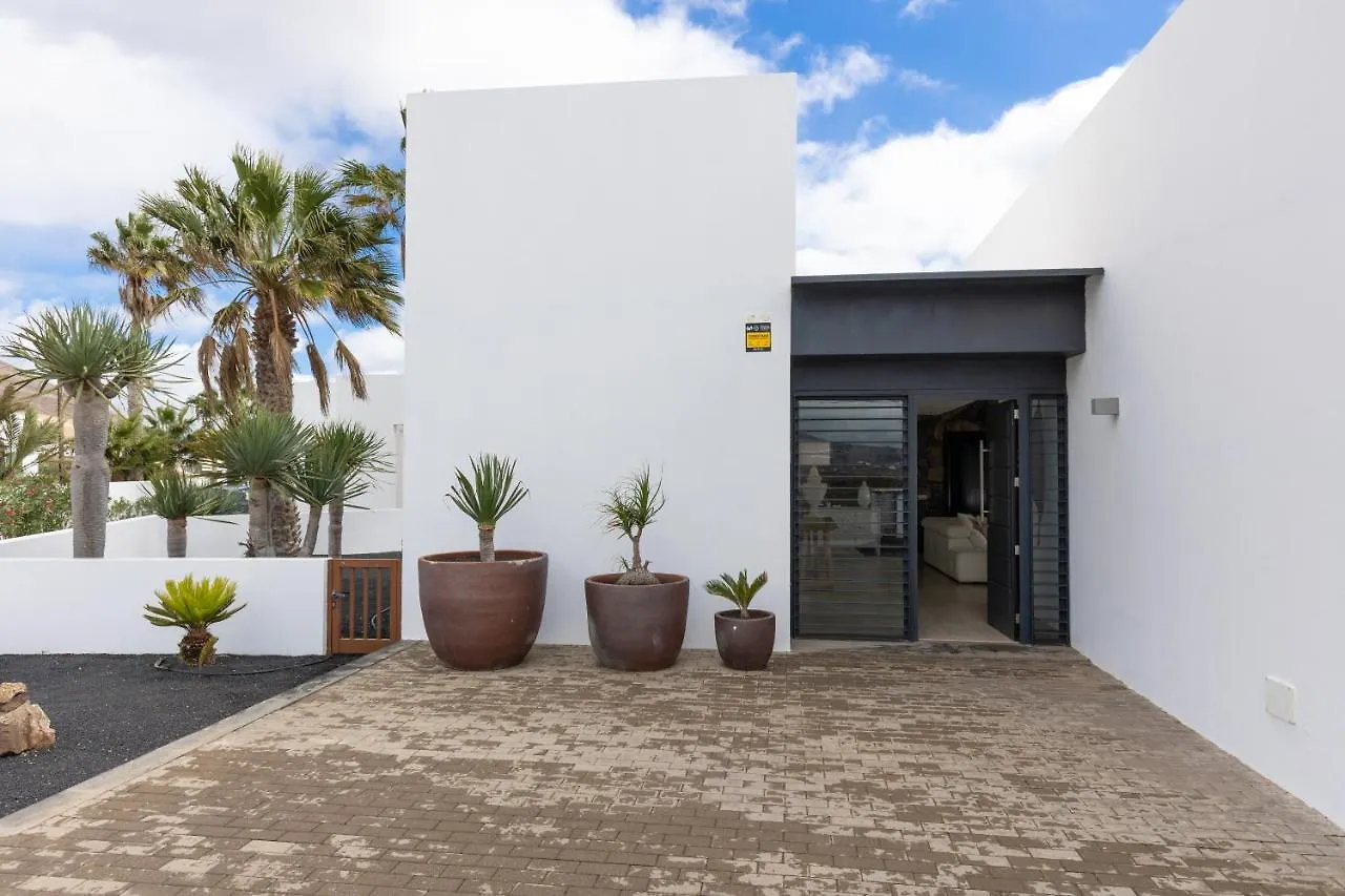 Tías Villa Serenity